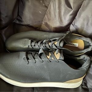 Steve Madden P-Razer Sneaker Perforated Lace Up Lightweight Black Size 13m